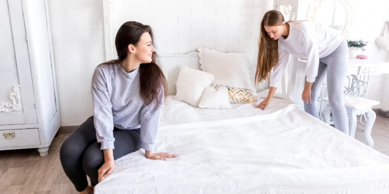 How to Put on a Duvet Cover the Easy Way